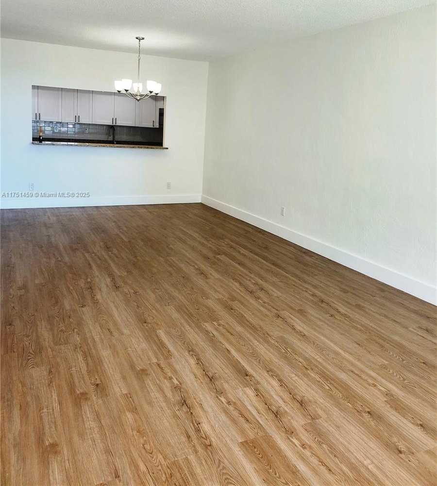 Small Image of 19380 COLLINS AVE #923, Sunny Isles Beach Number 3
