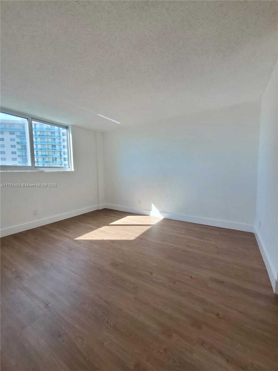 Small Image of 19380 COLLINS AVE #923, Sunny Isles Beach Number 8