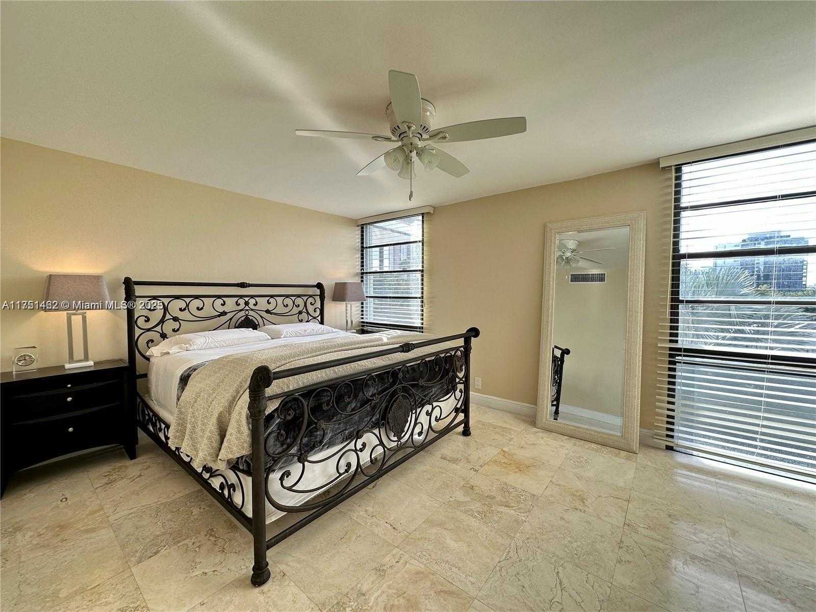 Small Image of 20400 WEST COUNTRY CLUB DR #502, Aventura Number 8
