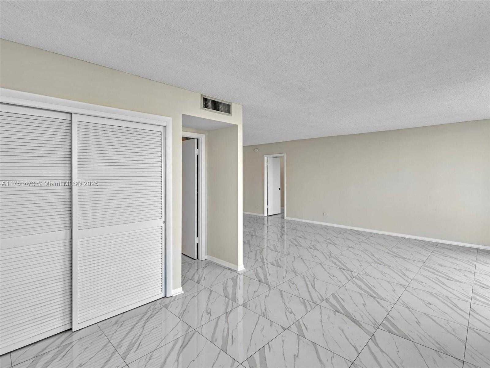 Small Image of 1001 91ST ST #408, Bay Harbor Islands Number 14