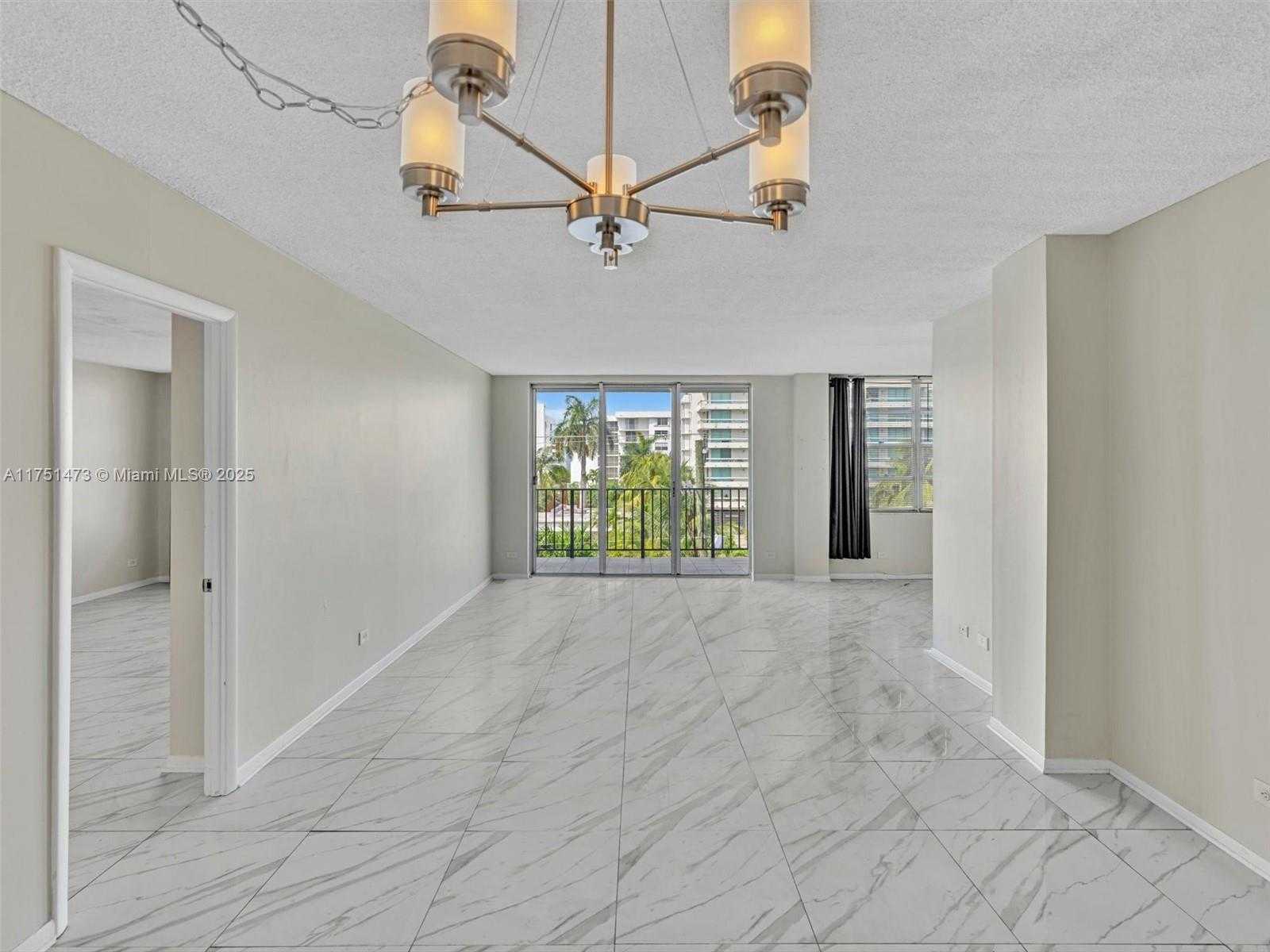 Small Image of 1001 91ST ST #408, Bay Harbor Islands Number 3