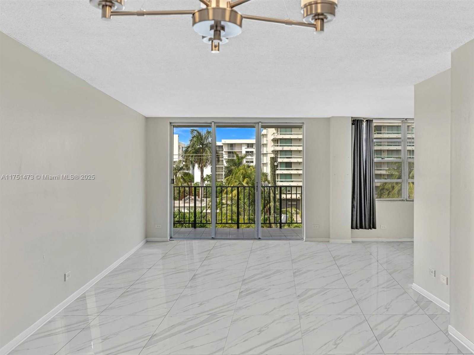 Small Image of 1001 91ST ST #408, Bay Harbor Islands Number 4