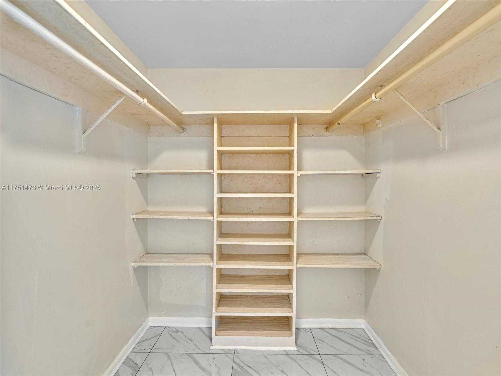 Small Image of 1001 91ST ST #408, Bay Harbor Islands Number 40