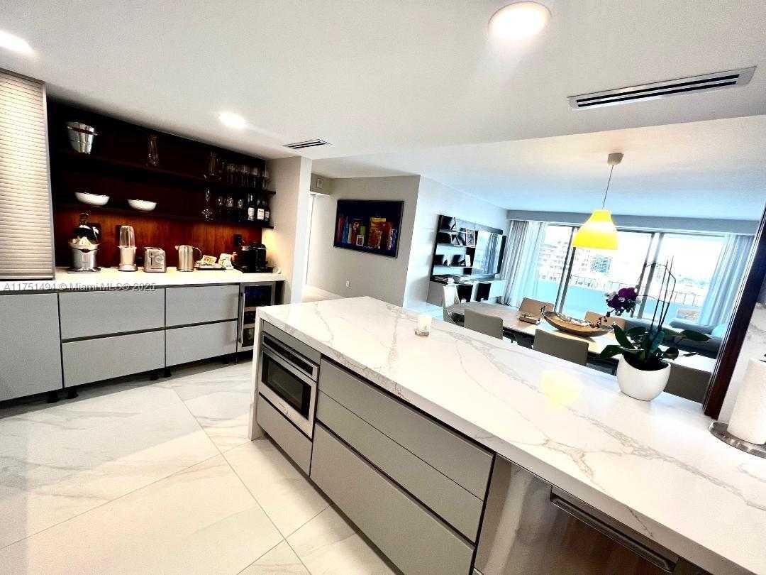 Small Image of 155 OCEAN LANE DR #1105, Key Biscayne Number 5