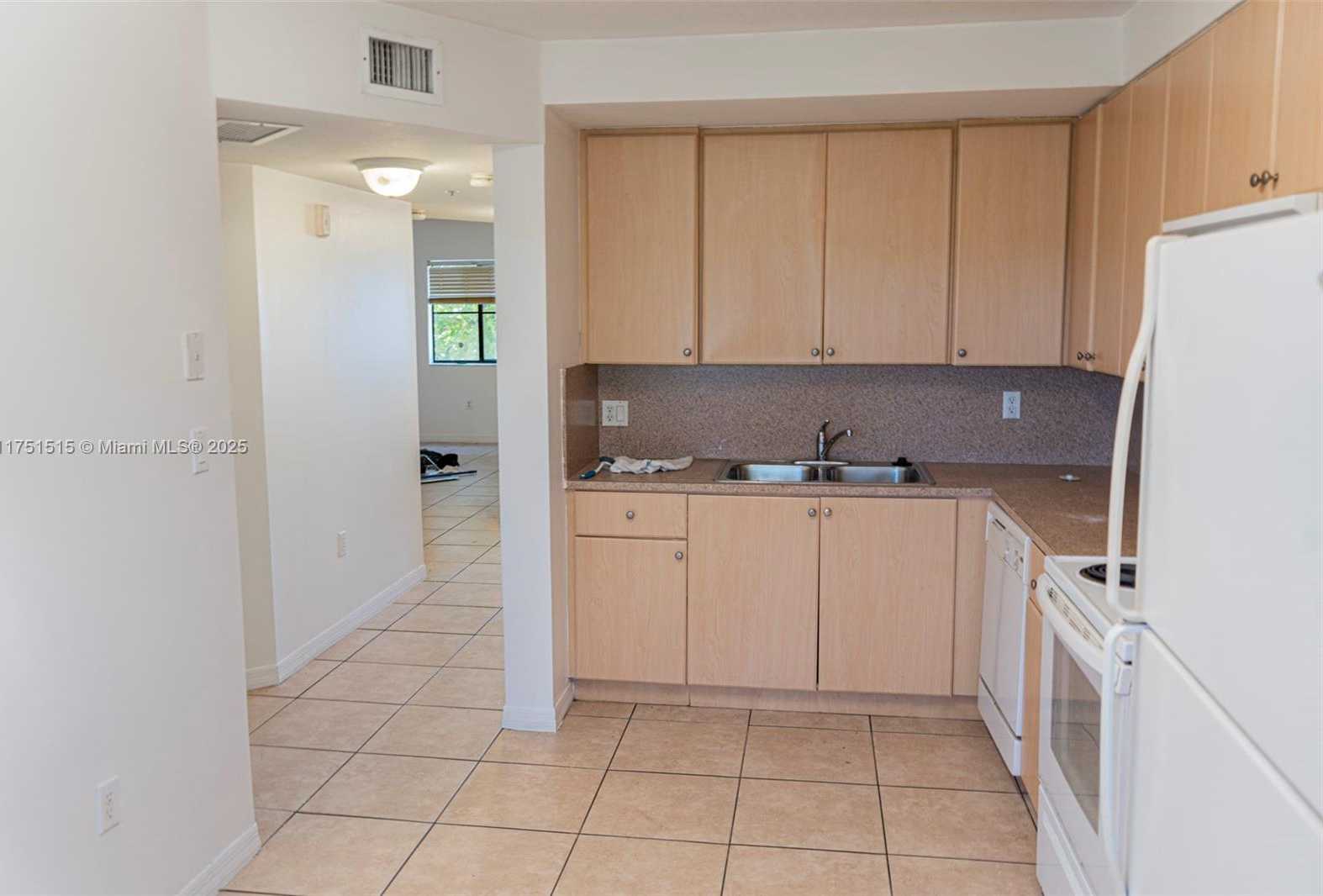 Small Image of 22901 SOUTH WEST 88TH PL #205, Cutler Bay Number 5
