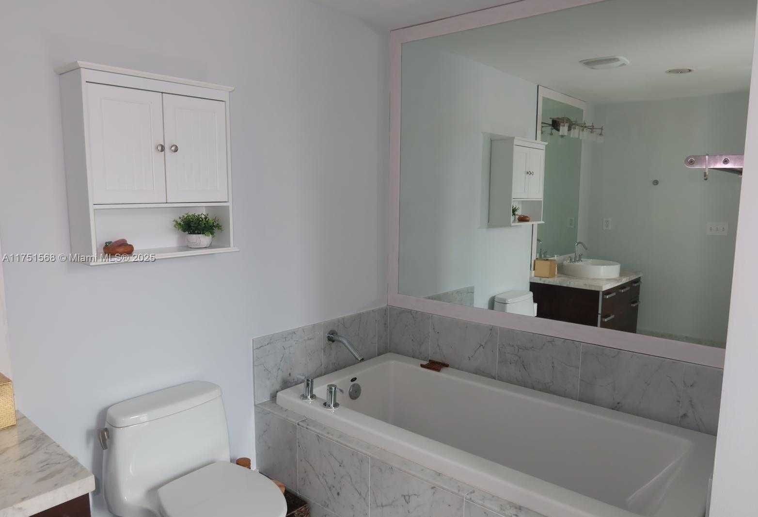 Small Image of 253 NORTH EAST 2ND ST #2008, Miami Number 11