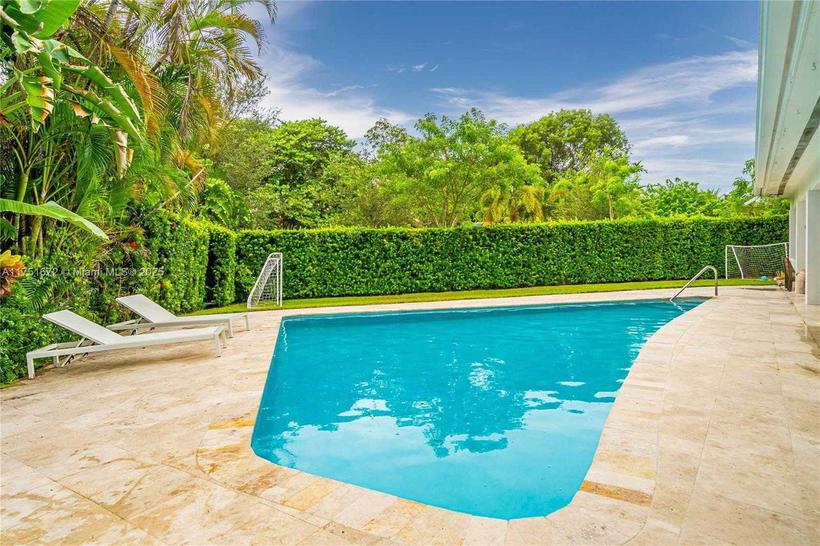 Small Image of 4825 GRANADA BLVD, Coral Gables Number 11