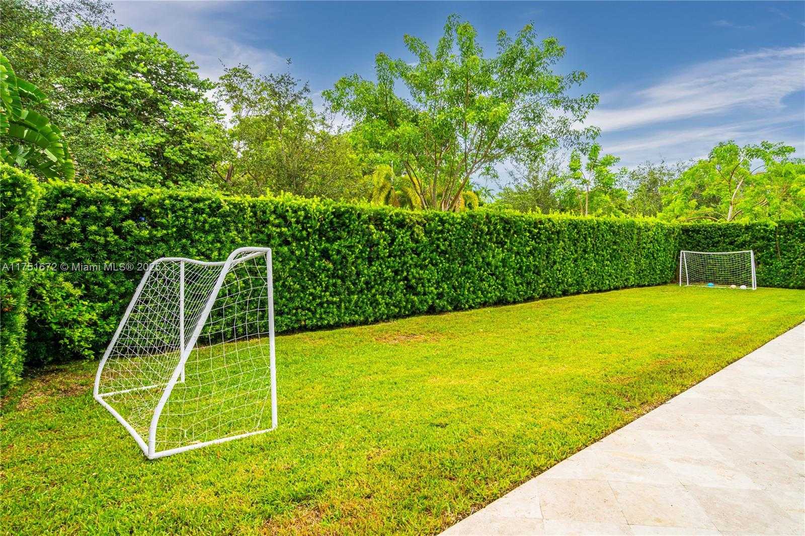Small Image of 4825 GRANADA BLVD, Coral Gables Number 13