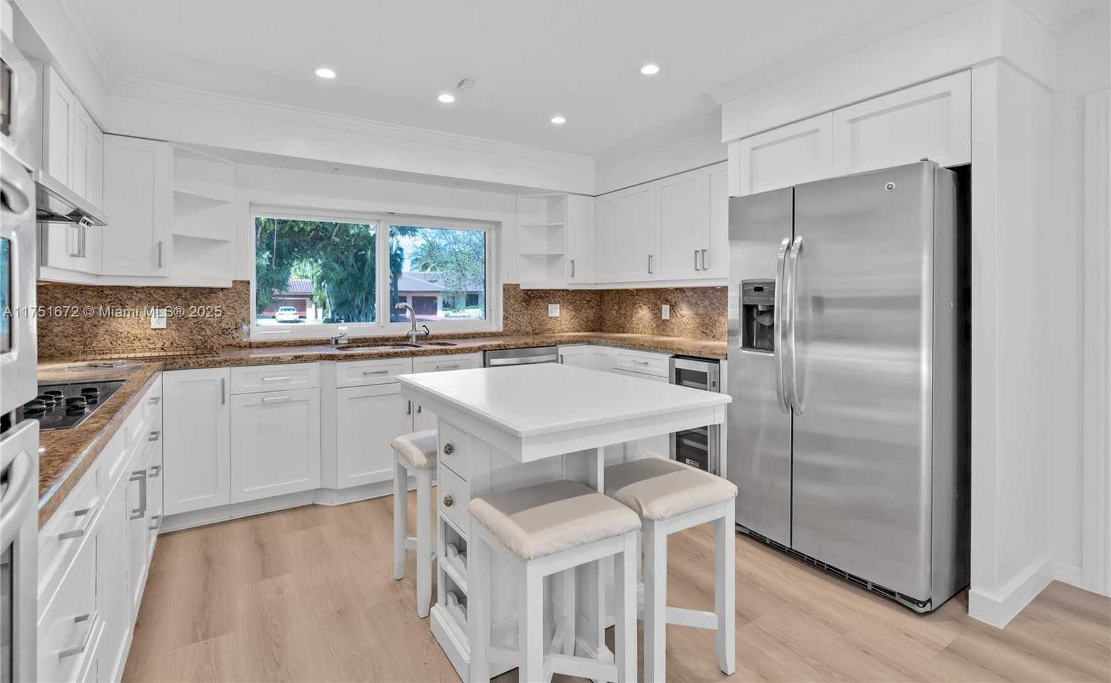 Small Image of 4825 GRANADA BLVD, Coral Gables Number 25