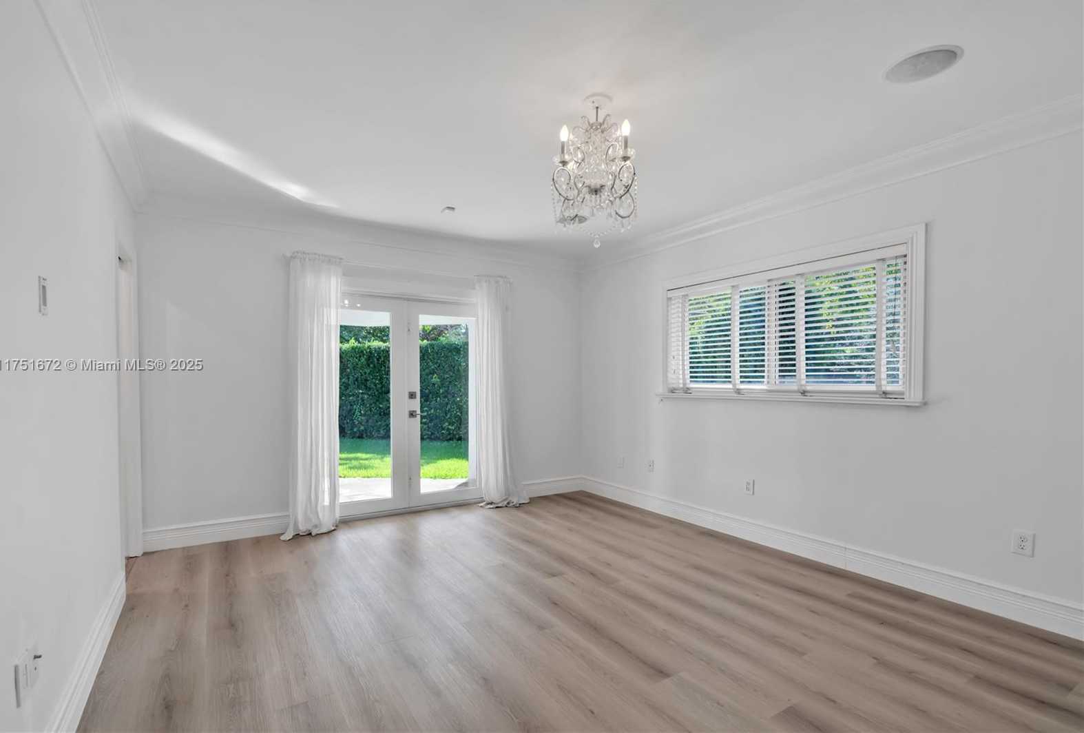 Small Image of 4825 GRANADA BLVD, Coral Gables Number 34