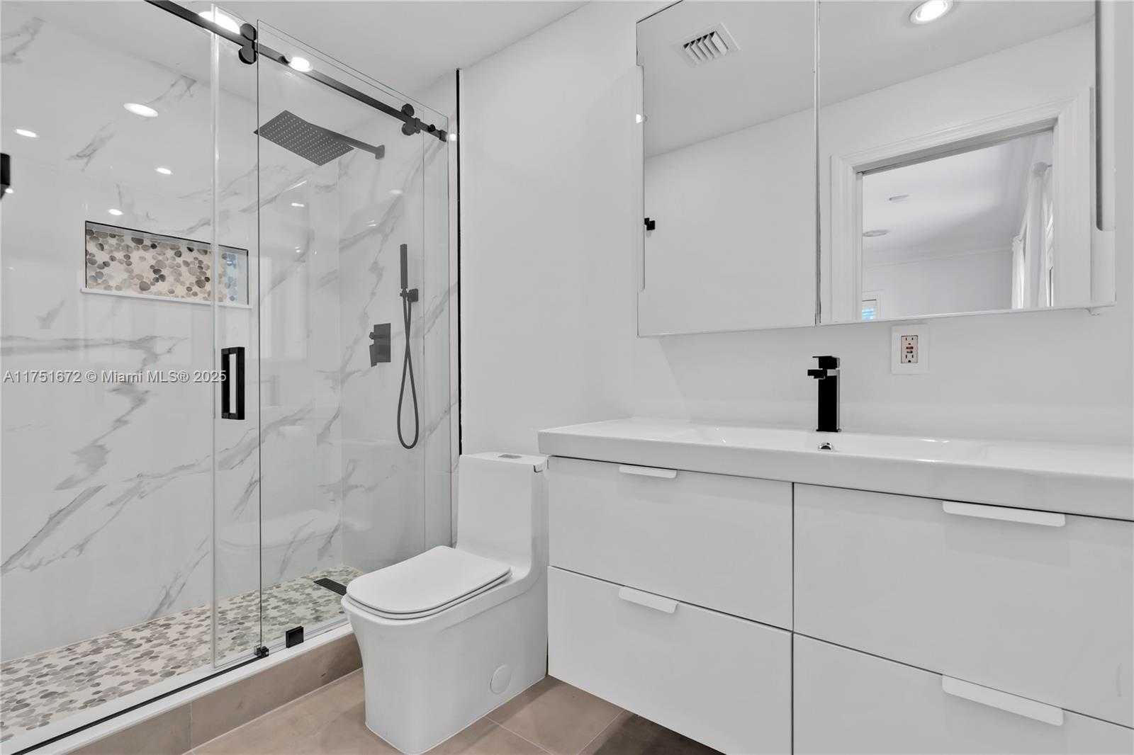 Small Image of 4825 GRANADA BLVD, Coral Gables Number 37