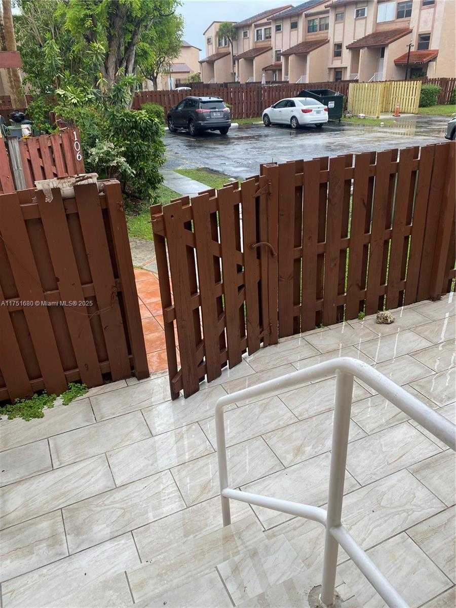 Small Image of 381 WEST PARK DR #202-16, Miami Number 2