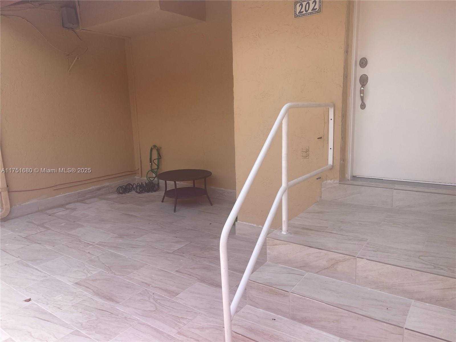 Small Image of 381 WEST PARK DR #202-16, Miami Number 4