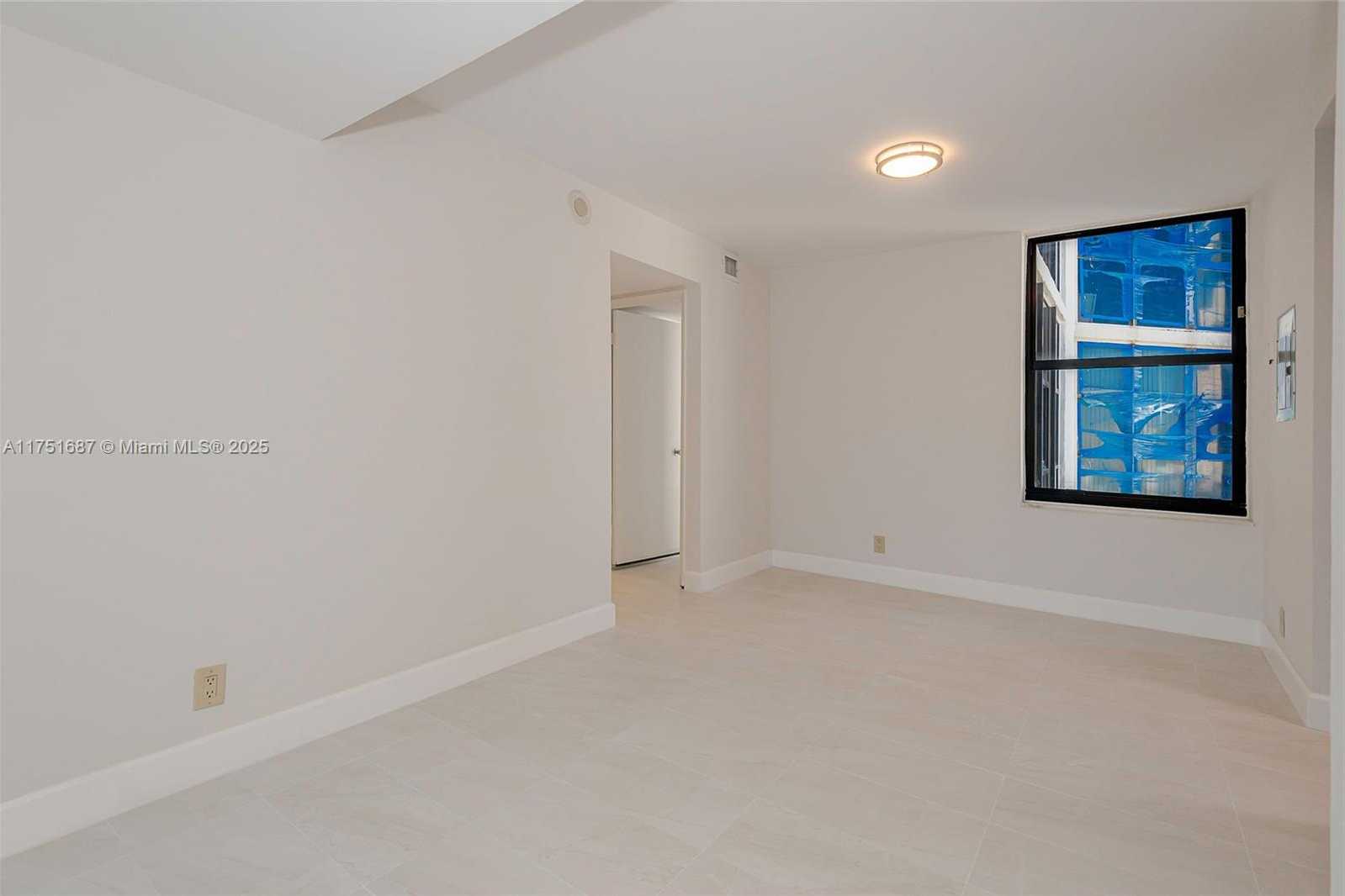 Small Image of 18181 NORTH EAST 31ST CT #2506, Aventura Number 28