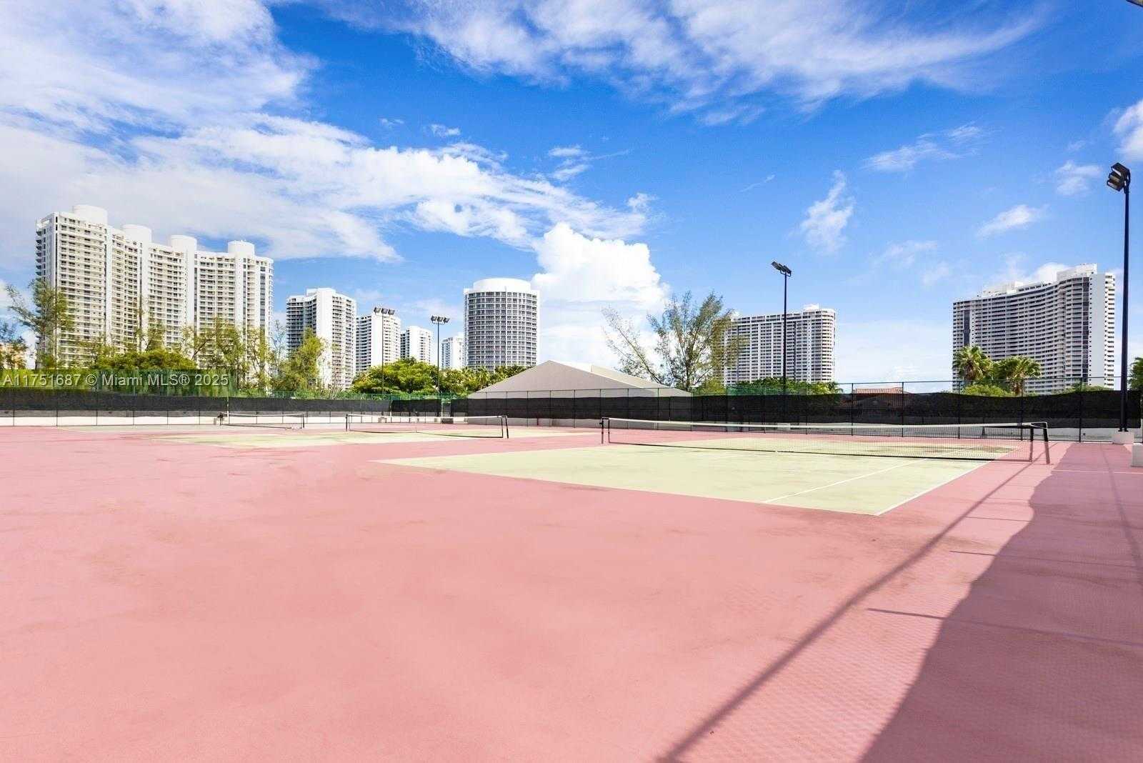 Small Image of 18181 NORTH EAST 31ST CT #2506, Aventura Number 40