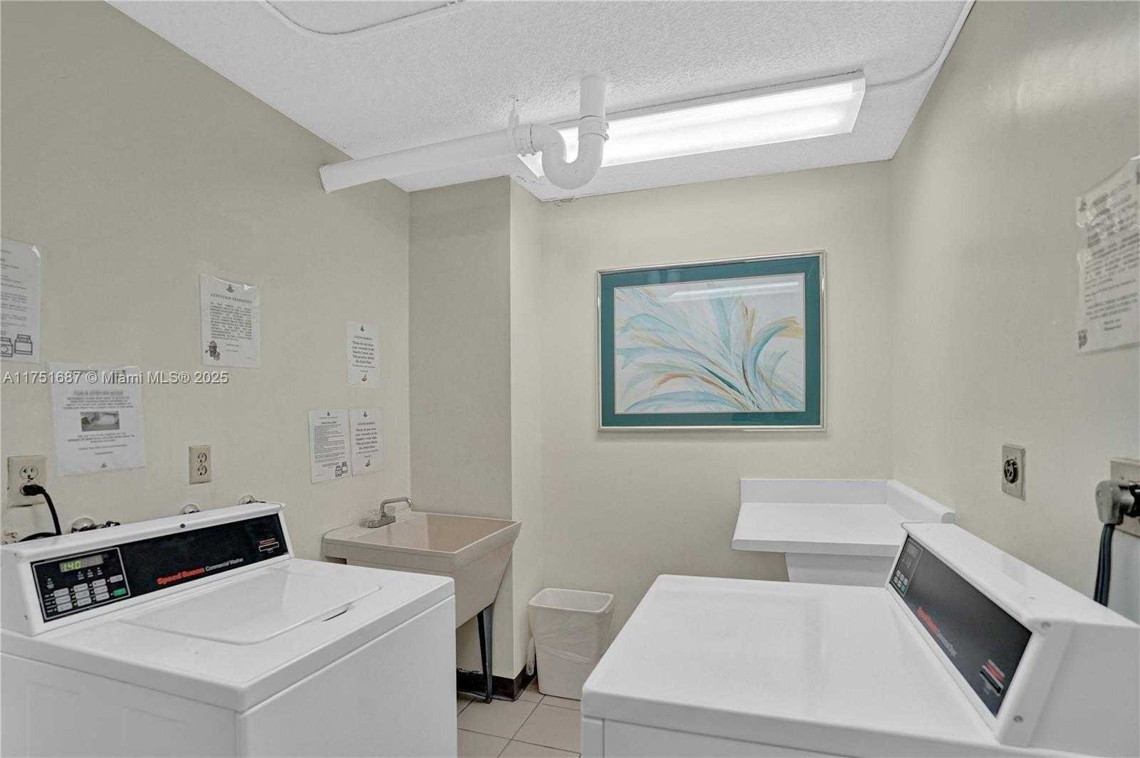 Small Image of 18181 NORTH EAST 31ST CT #2506, Aventura Number 42
