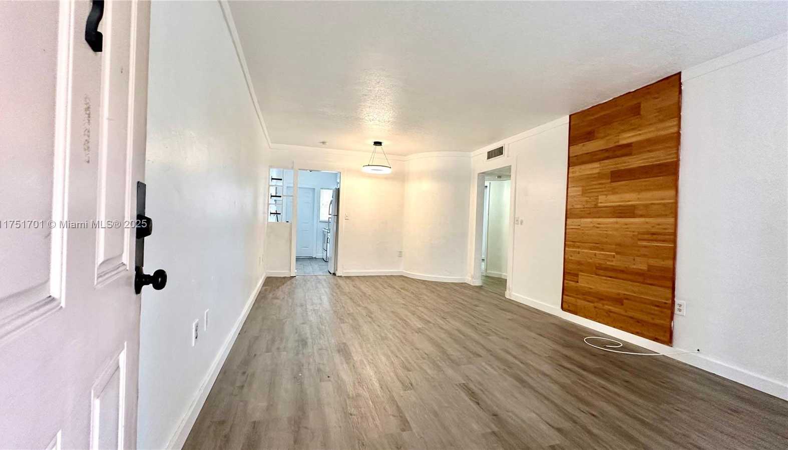 Small Image of 3670 SOUTH WEST 10TH ST #10A, Miami Number 19
