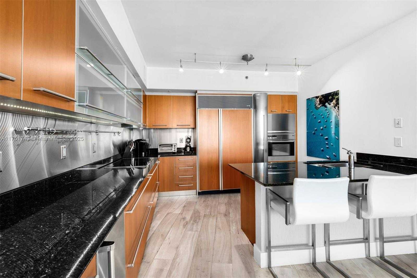 Small Image of 400 ALTON RD #2003, Miami Beach Number 12
