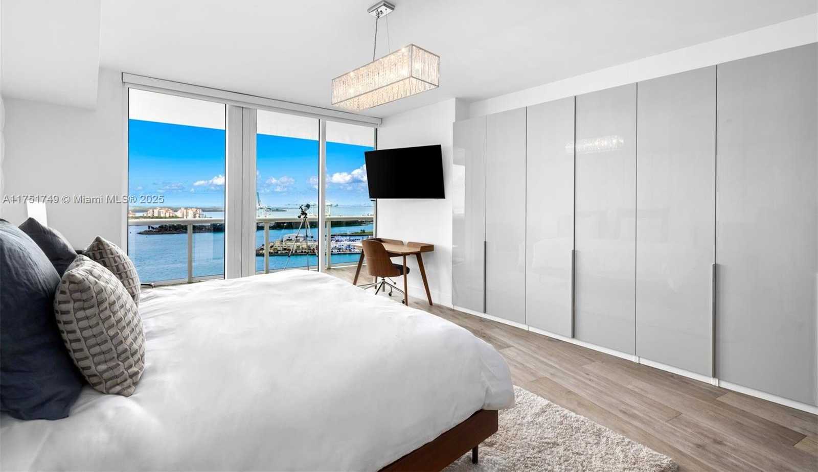 Small Image of 400 ALTON RD #2003, Miami Beach Number 18