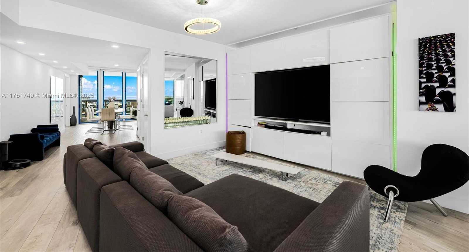 Small Image of 400 ALTON RD #2003, Miami Beach Number 5