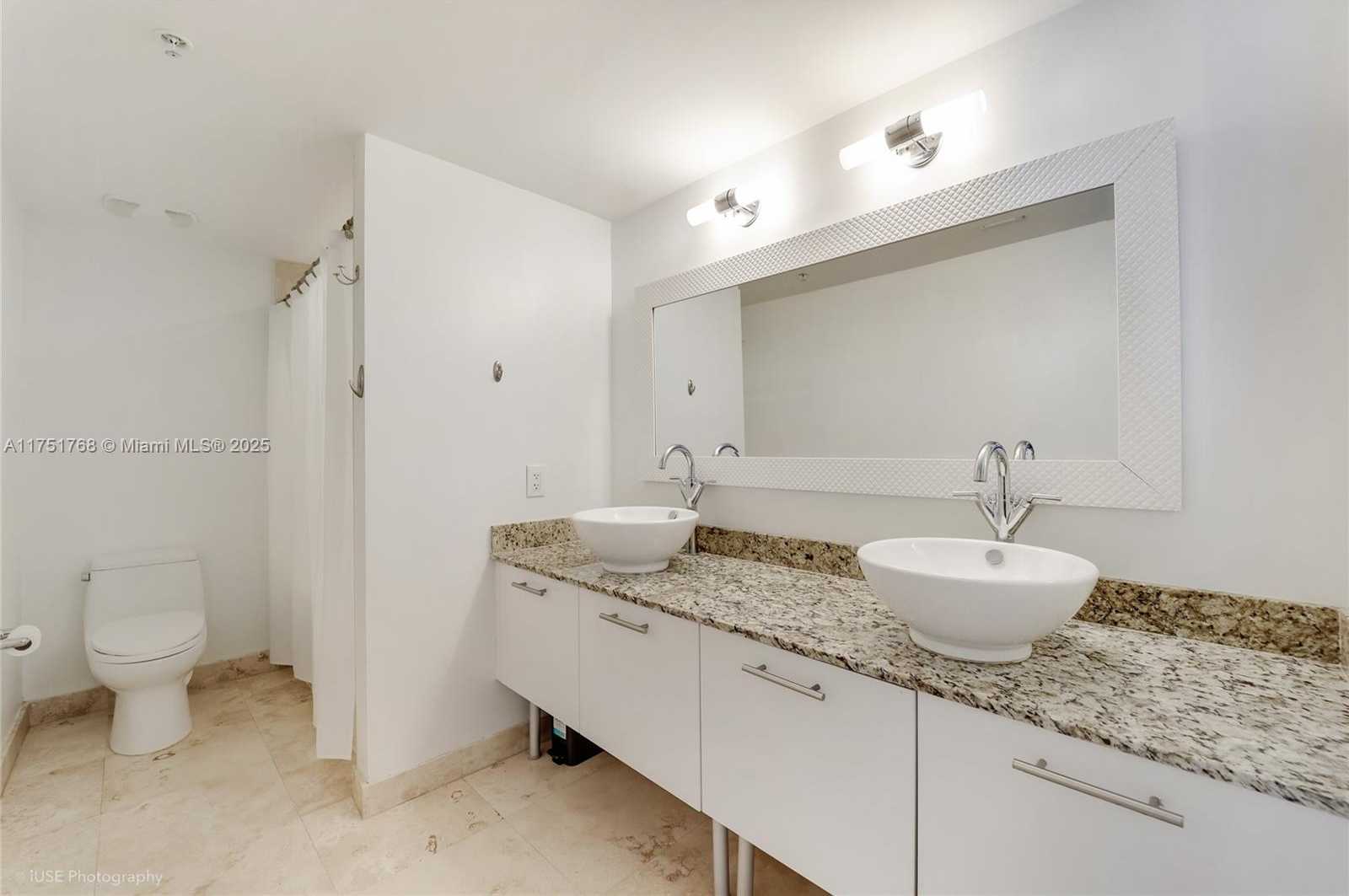 Small Image of 41 SOUTH EAST 5TH ST #2409, Miami Number 10