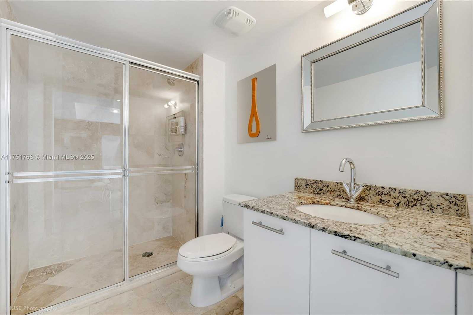 Small Image of 41 SOUTH EAST 5TH ST #2409, Miami Number 12