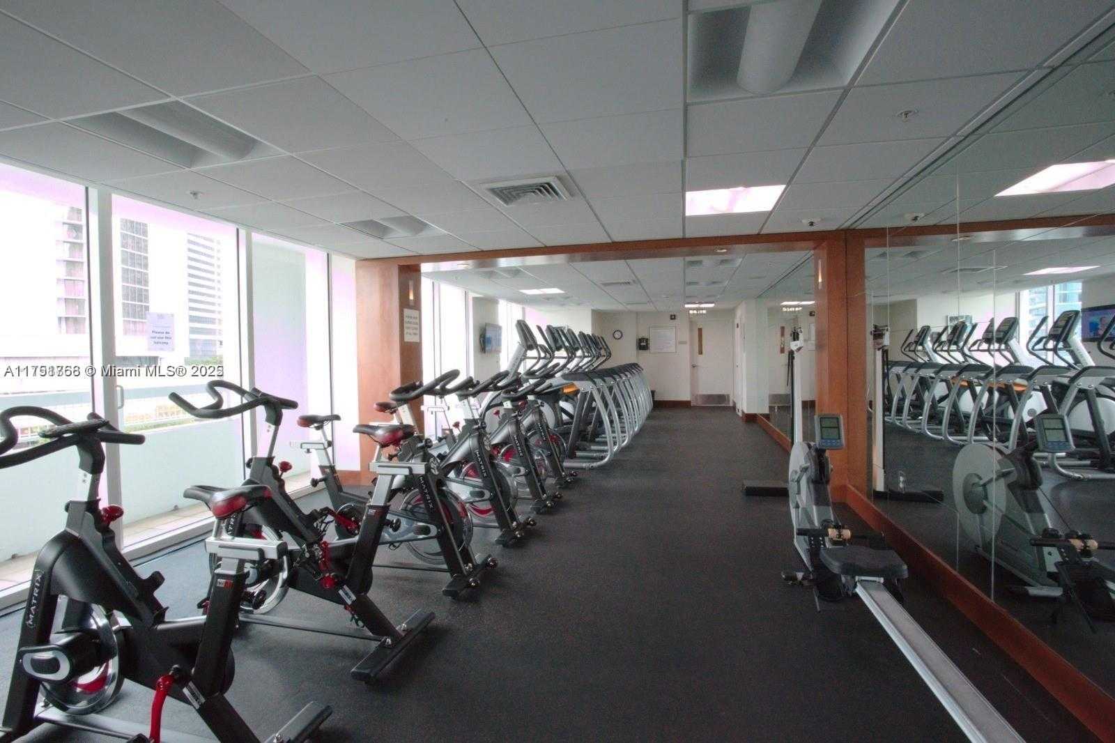 Small Image of 41 SOUTH EAST 5TH ST #2409, Miami Number 17