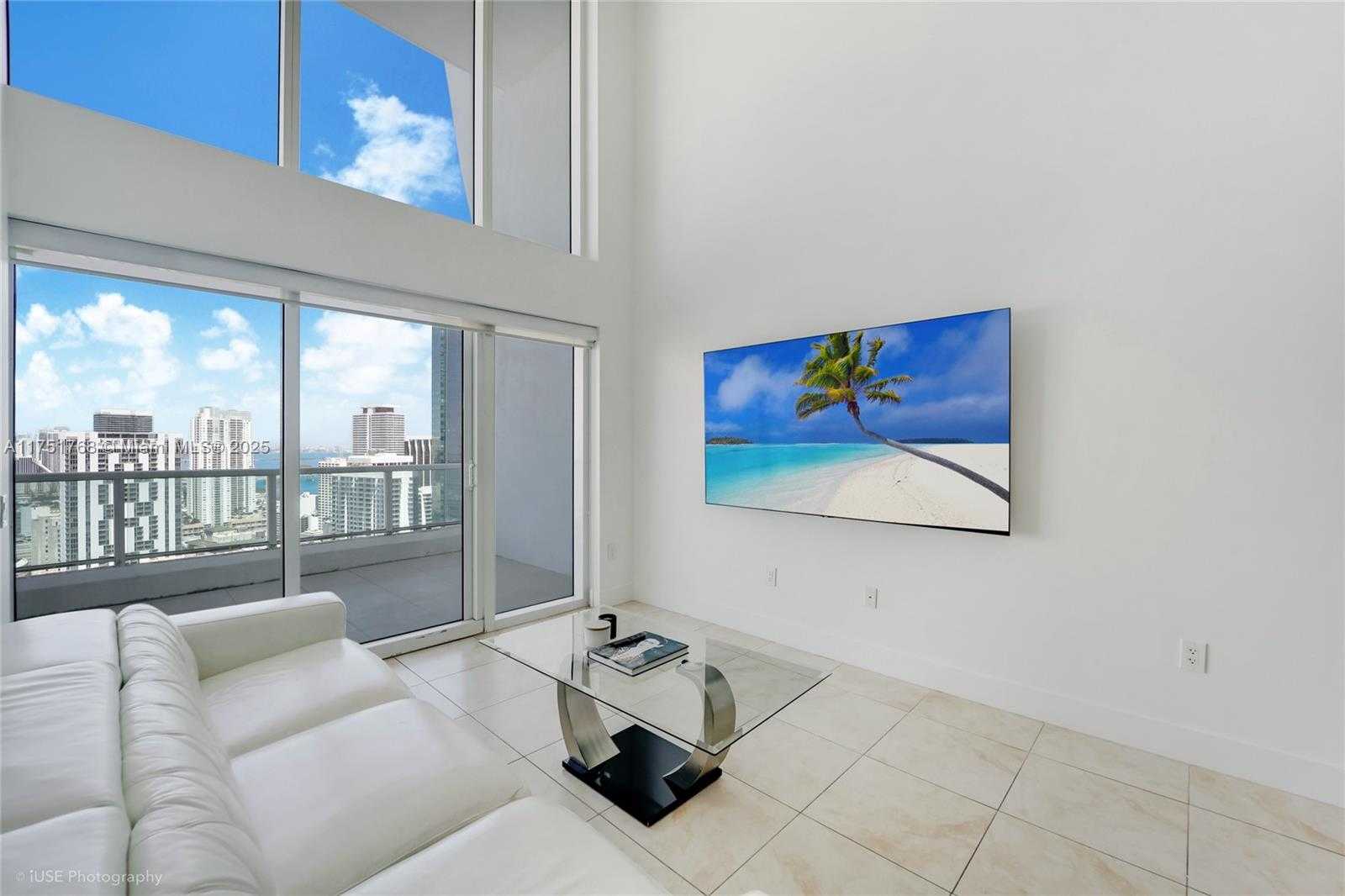 Small Image of 41 SOUTH EAST 5TH ST #2409, Miami Number 2