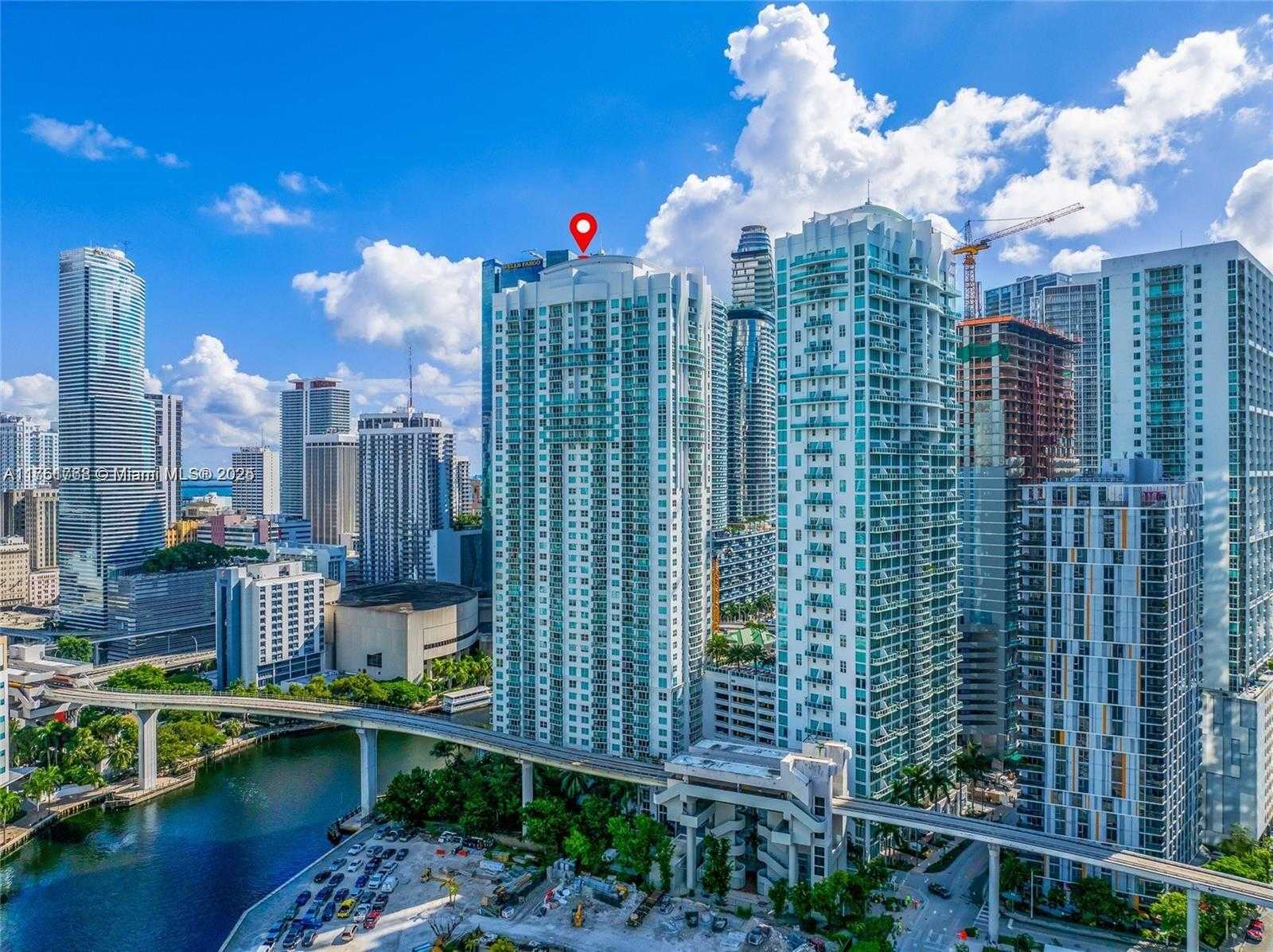 Small Image of 41 SOUTH EAST 5TH ST #2409, Miami Number 23