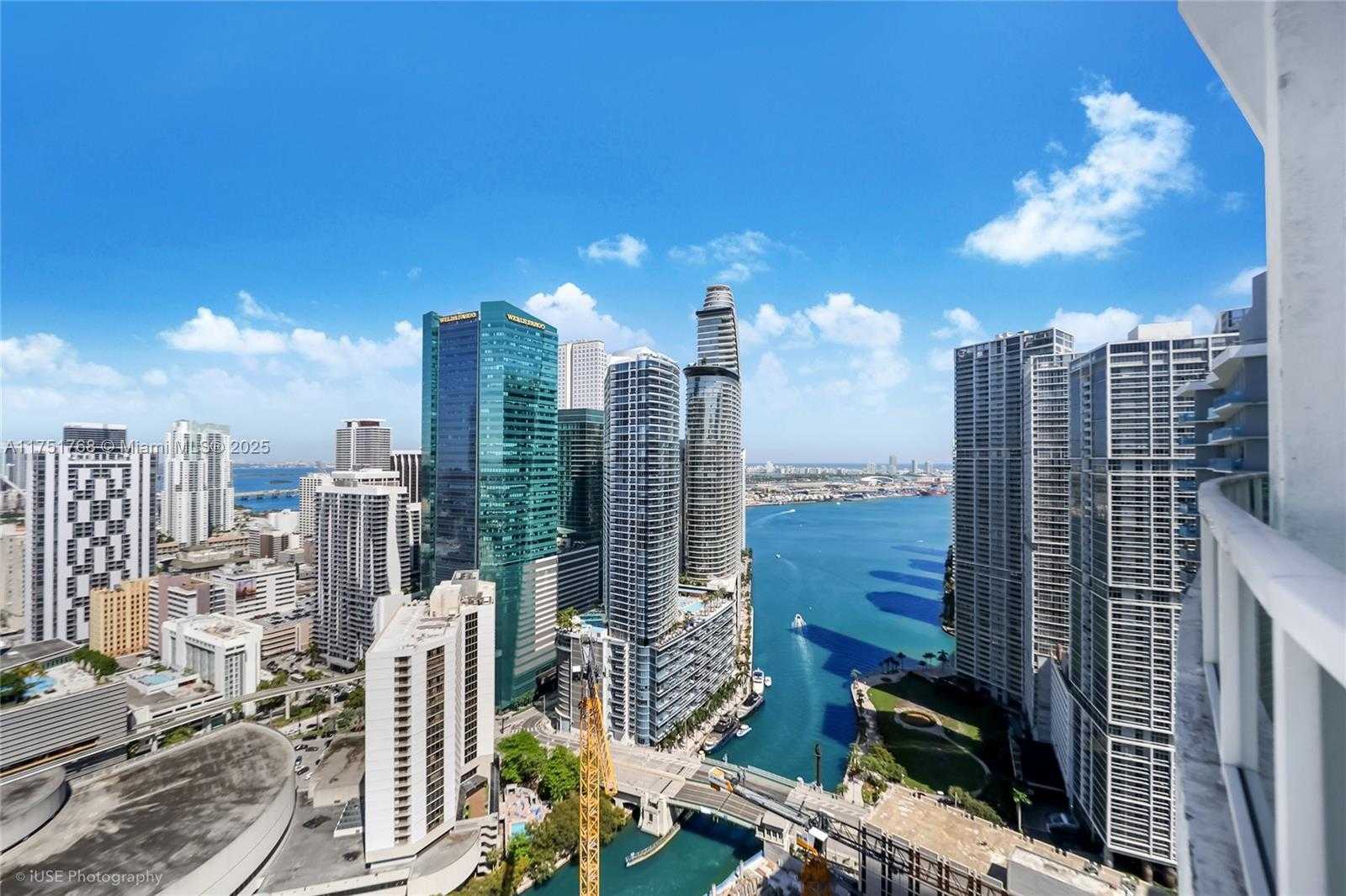 Small Image of 41 SOUTH EAST 5TH ST #2409, Miami Number 5