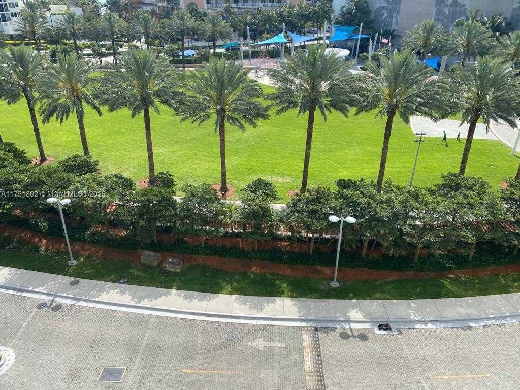 Small Image of 19370 COLLINS AVE #625, Sunny Isles Beach Number 3