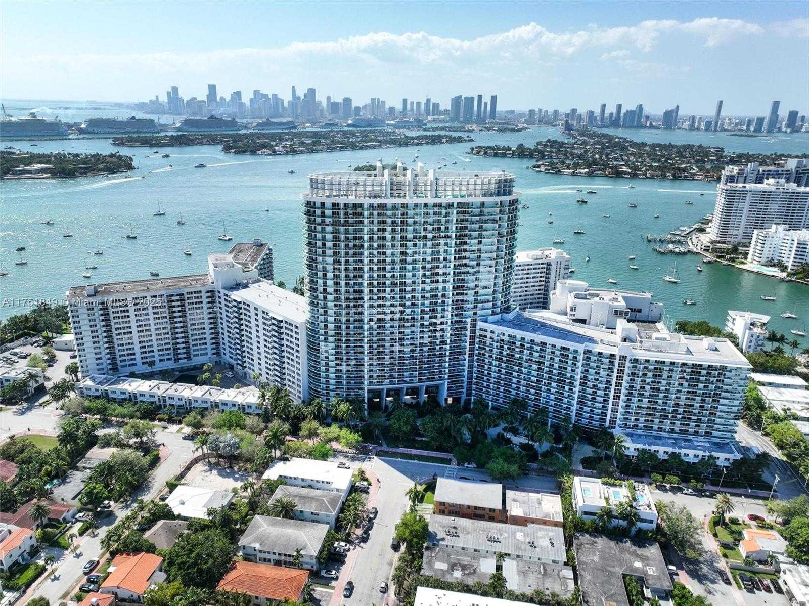 Small Image of 1500 Bay Rd, Miami Beach, FL 33139, USA Number 31