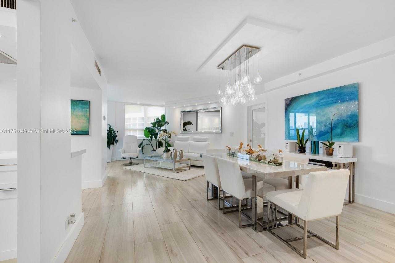 Small Image of 1500 Bay Rd, Miami Beach, FL 33139, USA Number 7