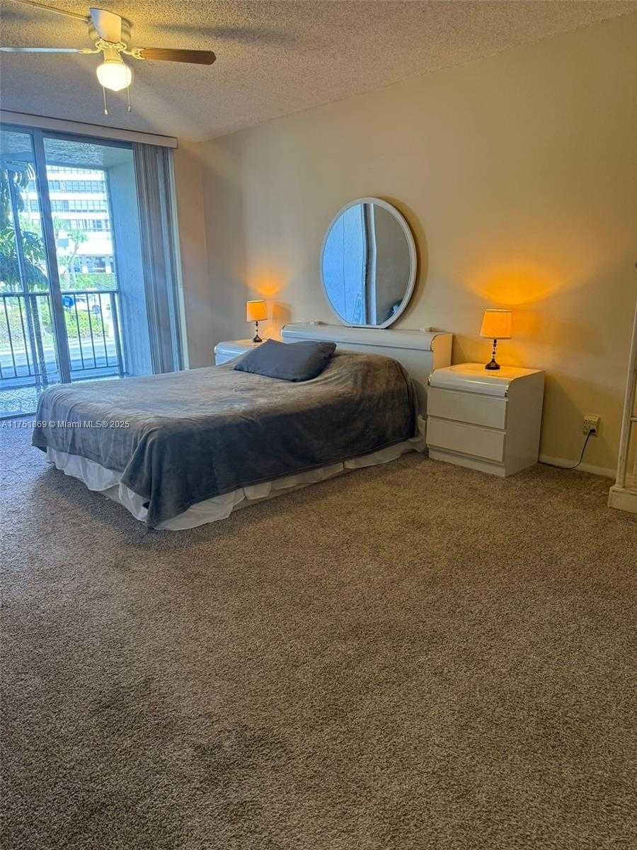 Small Image of 501 THREE ISLANDS BLVD #218, Hallandale Beach Number 28