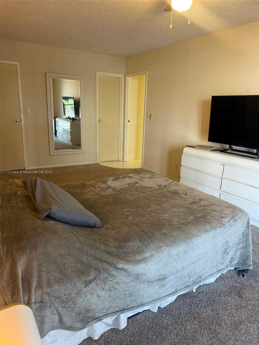 Small Image of 501 THREE ISLANDS BLVD #218, Hallandale Beach Number 29