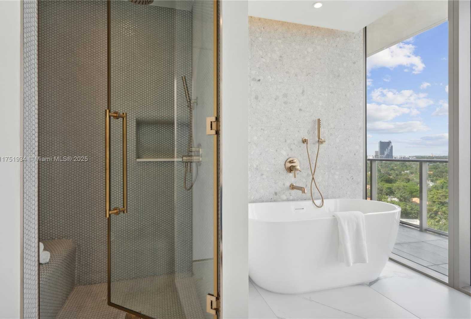 Small Image of 2678 TIGERTAIL AVE #1202B, Miami Number 11