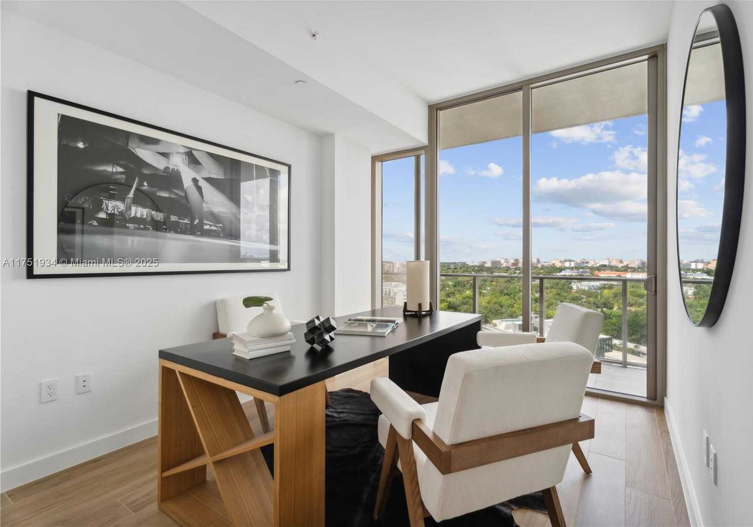 Small Image of 2678 TIGERTAIL AVE #1202B, Miami Number 15