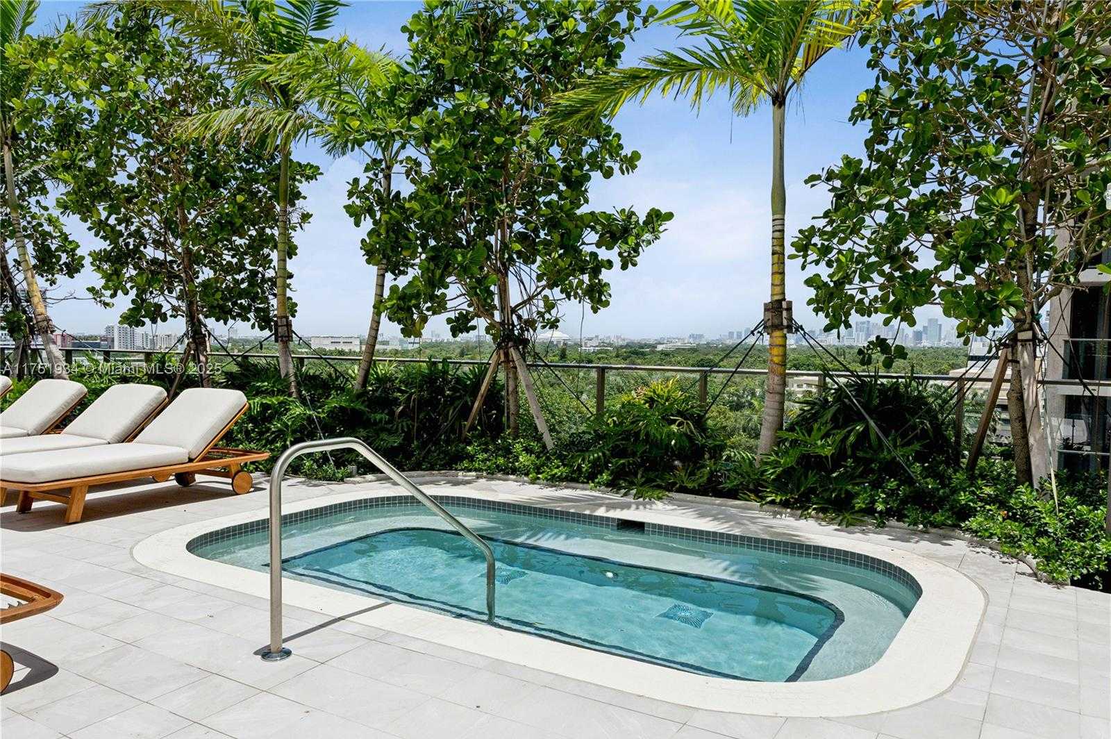 Small Image of 2678 TIGERTAIL AVE #1202B, Miami Number 27