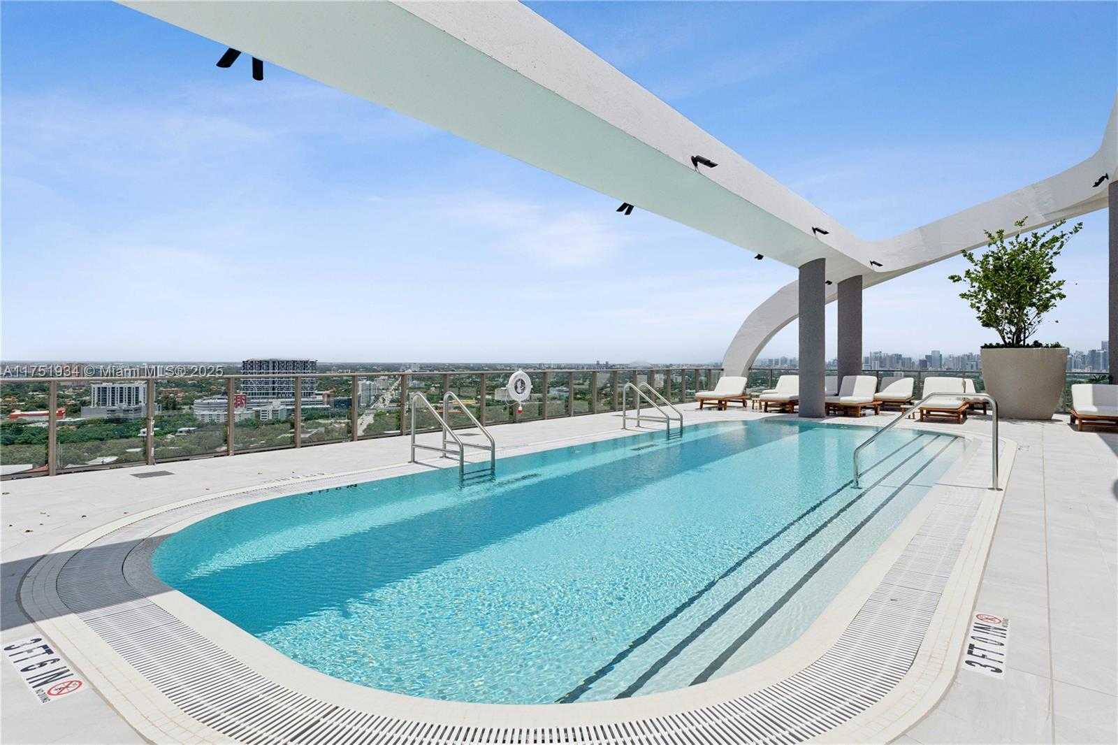 Small Image of 2678 TIGERTAIL AVE #1202B, Miami Number 32