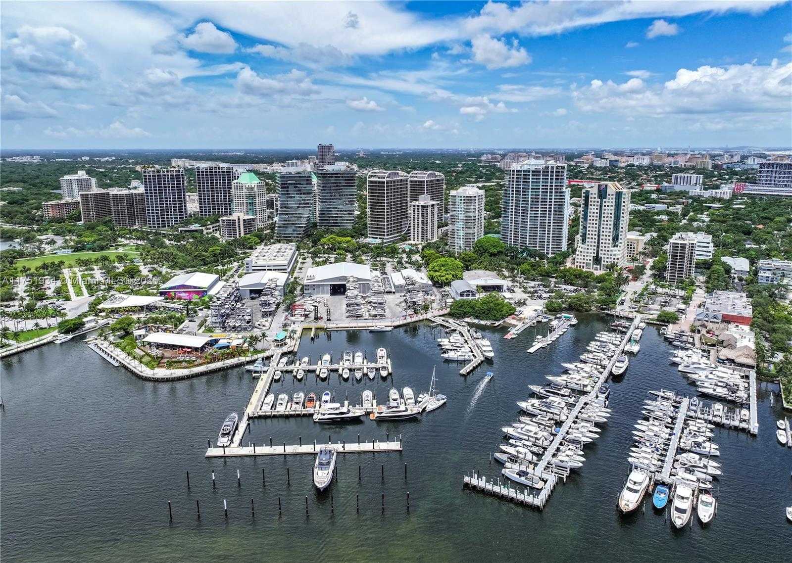 Small Image of 2678 TIGERTAIL AVE #1202B, Miami Number 44