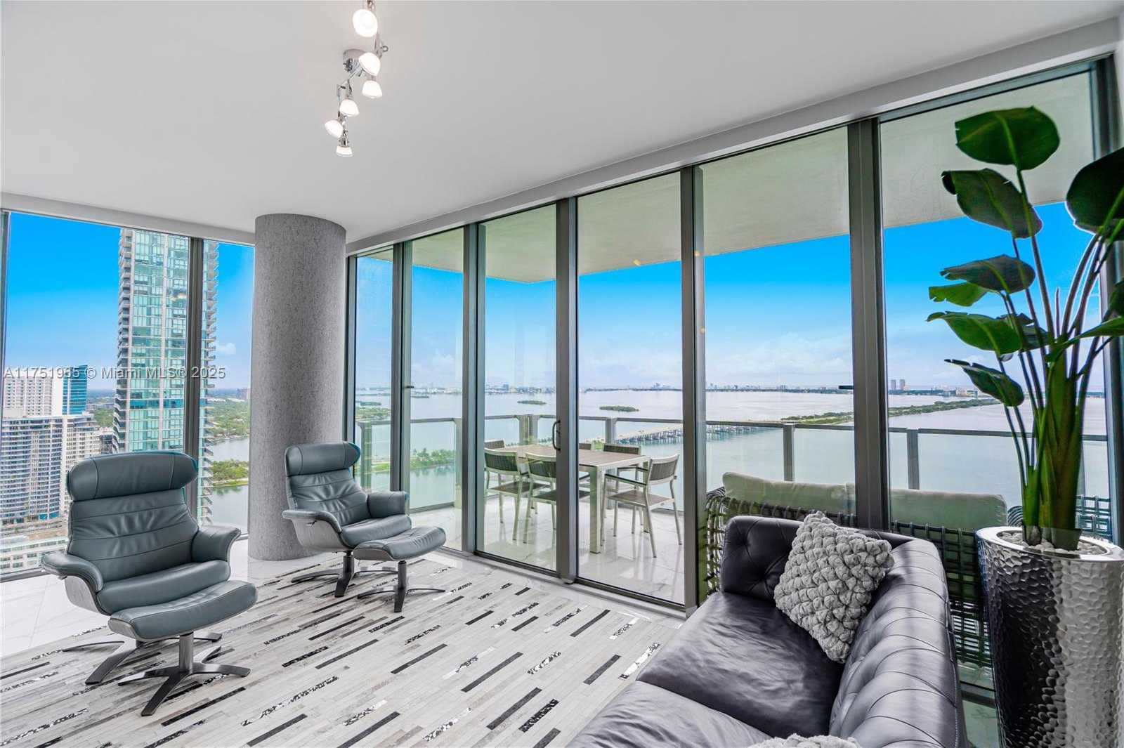 Small Image of 2900 NORTH EAST 7TH AVE #3202, Miami Number 11