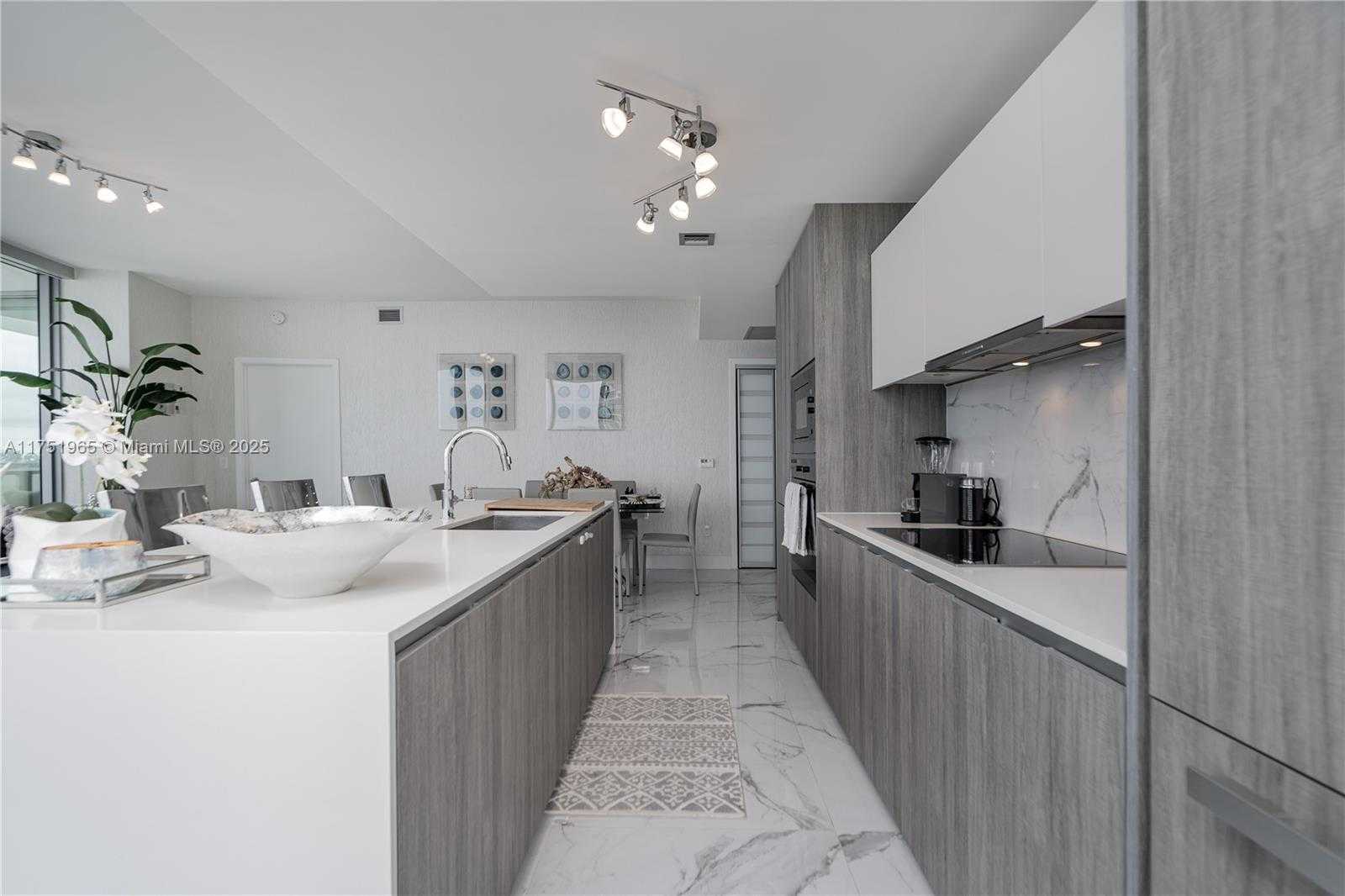Small Image of 2900 NORTH EAST 7TH AVE #3202, Miami Number 14