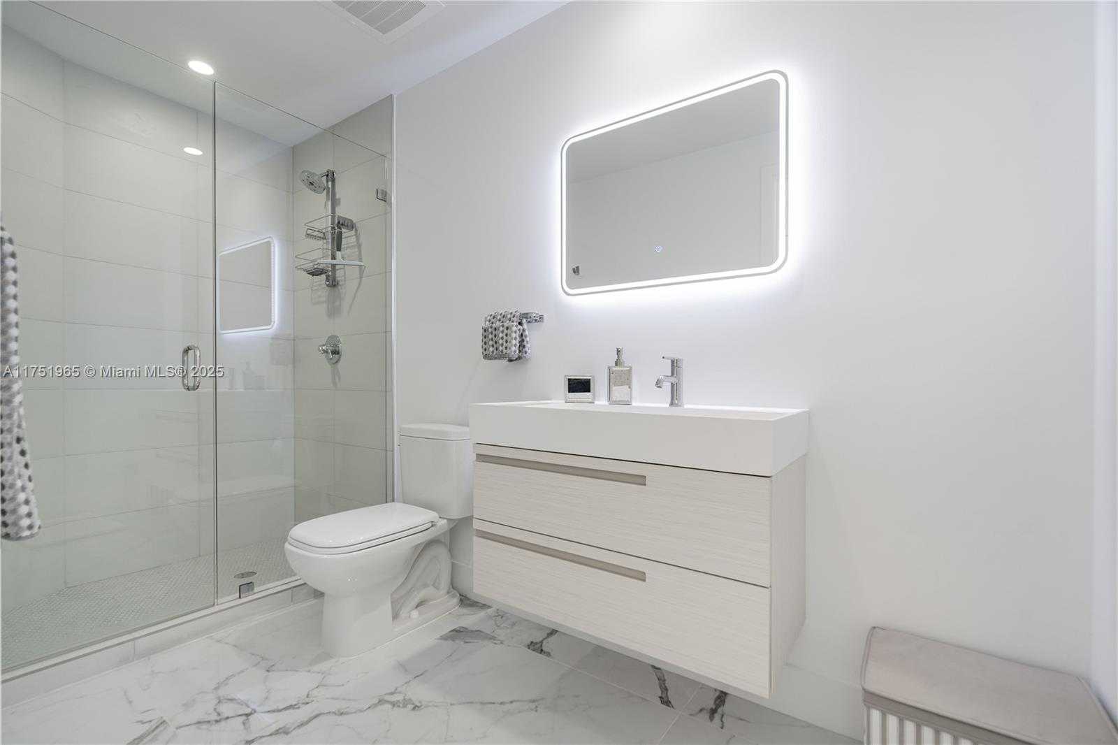 Small Image of 2900 NORTH EAST 7TH AVE #3202, Miami Number 23