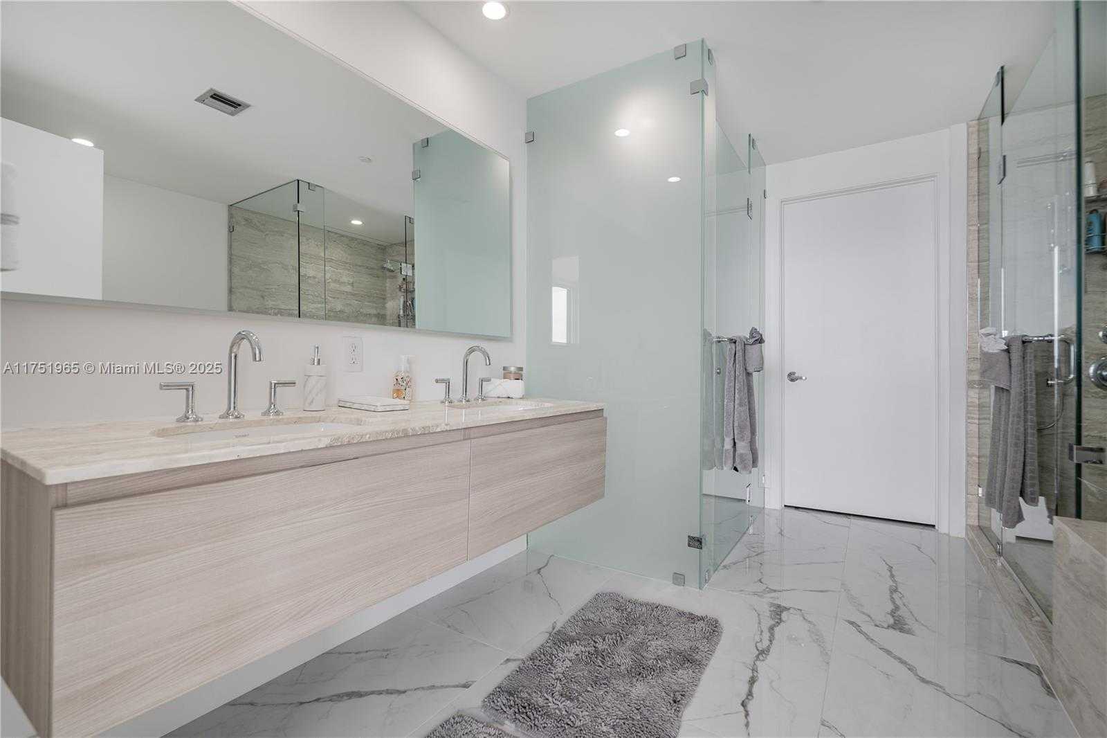 Small Image of 2900 NORTH EAST 7TH AVE #3202, Miami Number 27