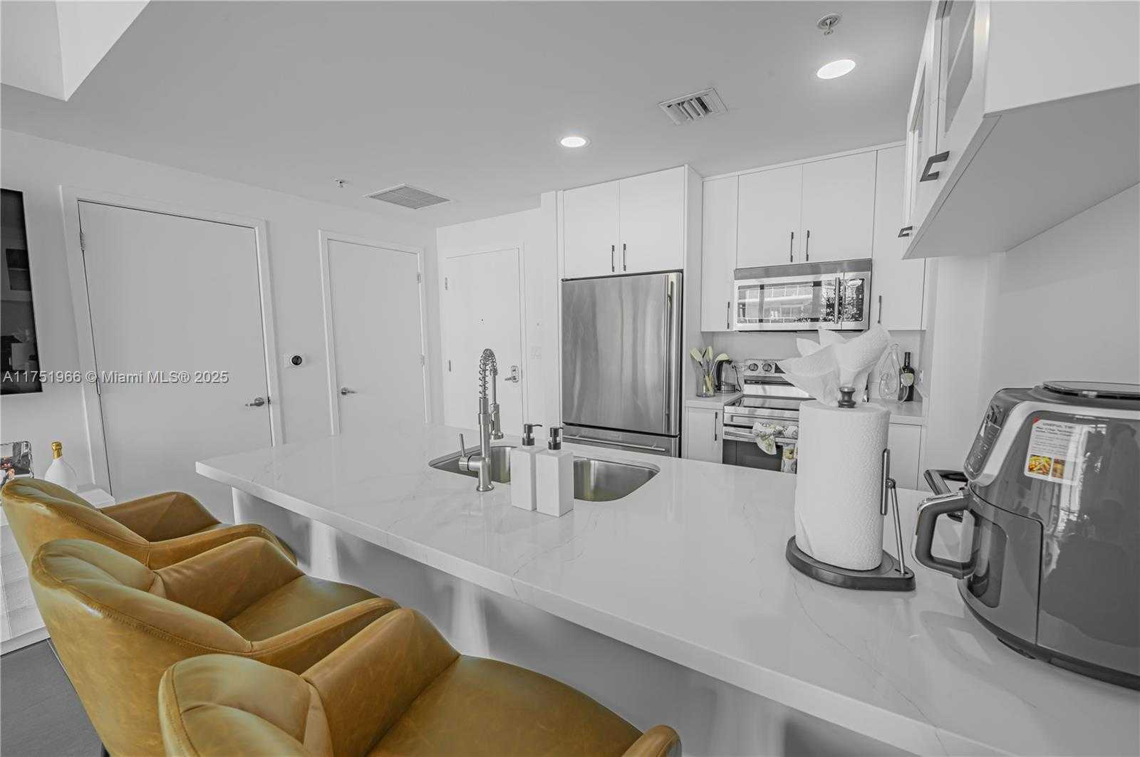 Small Image of 3301 NORTH EAST 1ST AVE #M0703, Miami Number 32