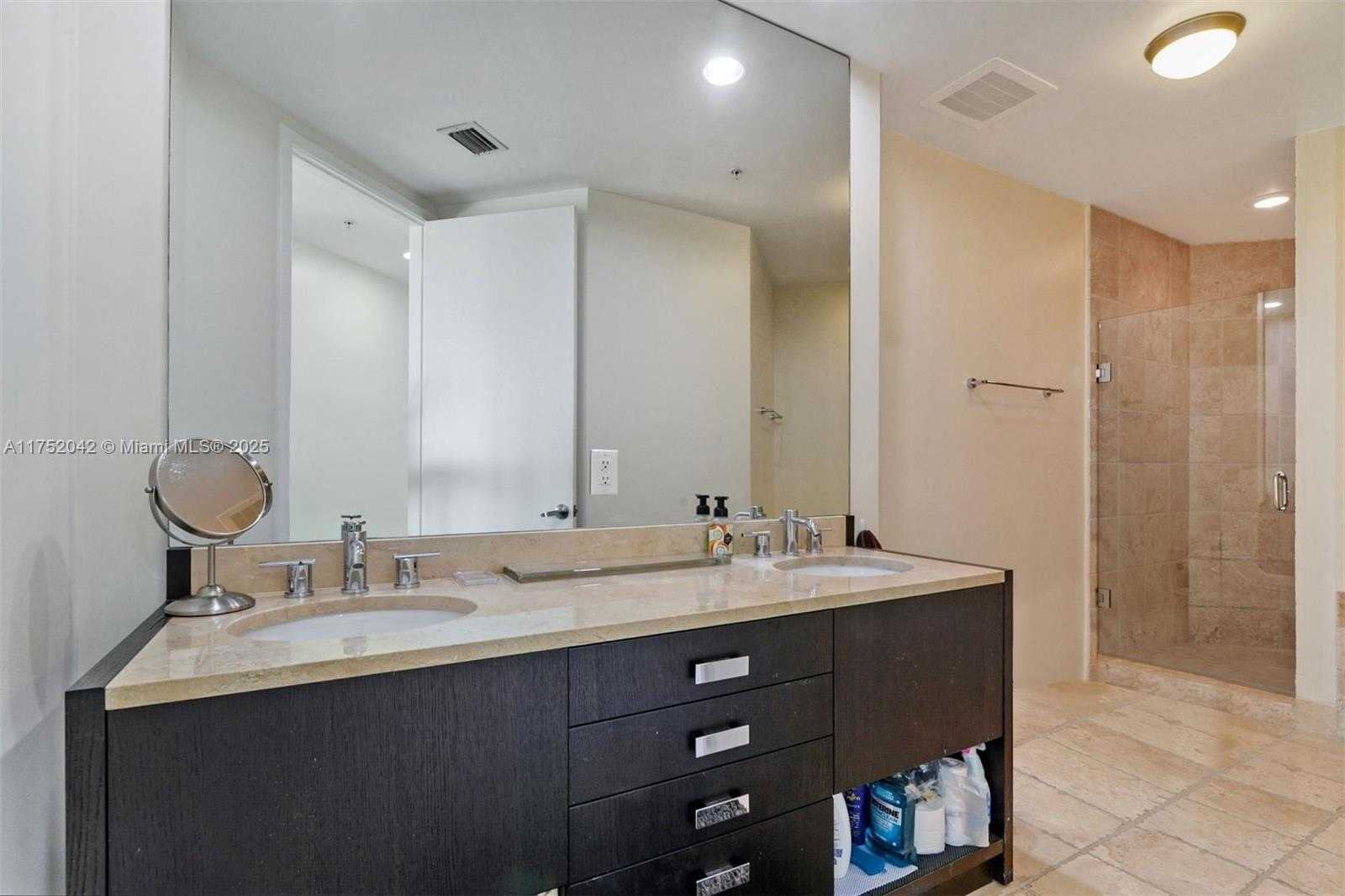 Small Image of 18201 COLLINS AVE #4209A, Sunny Isles Beach Number 10