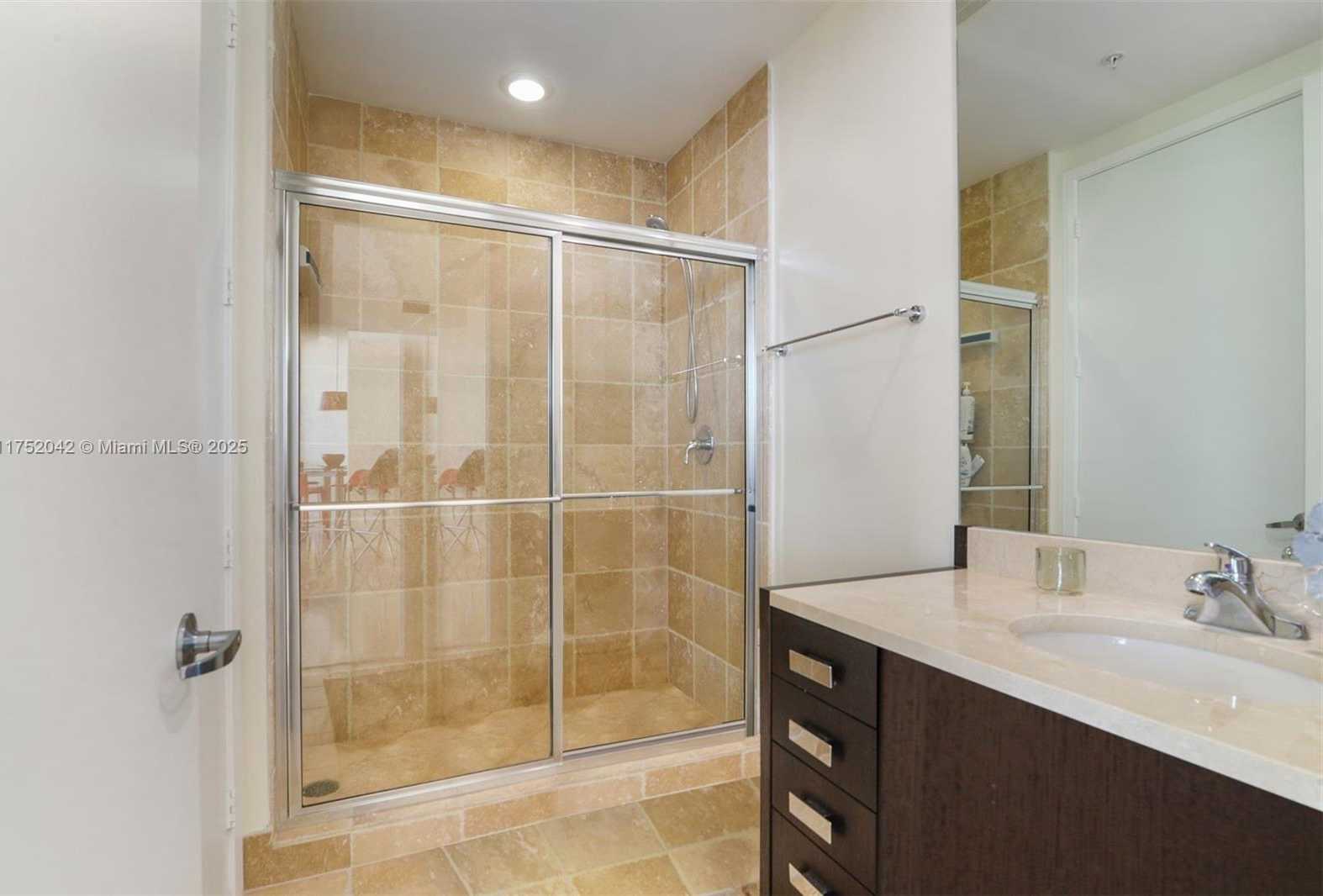 Small Image of 18201 COLLINS AVE #4209A, Sunny Isles Beach Number 13