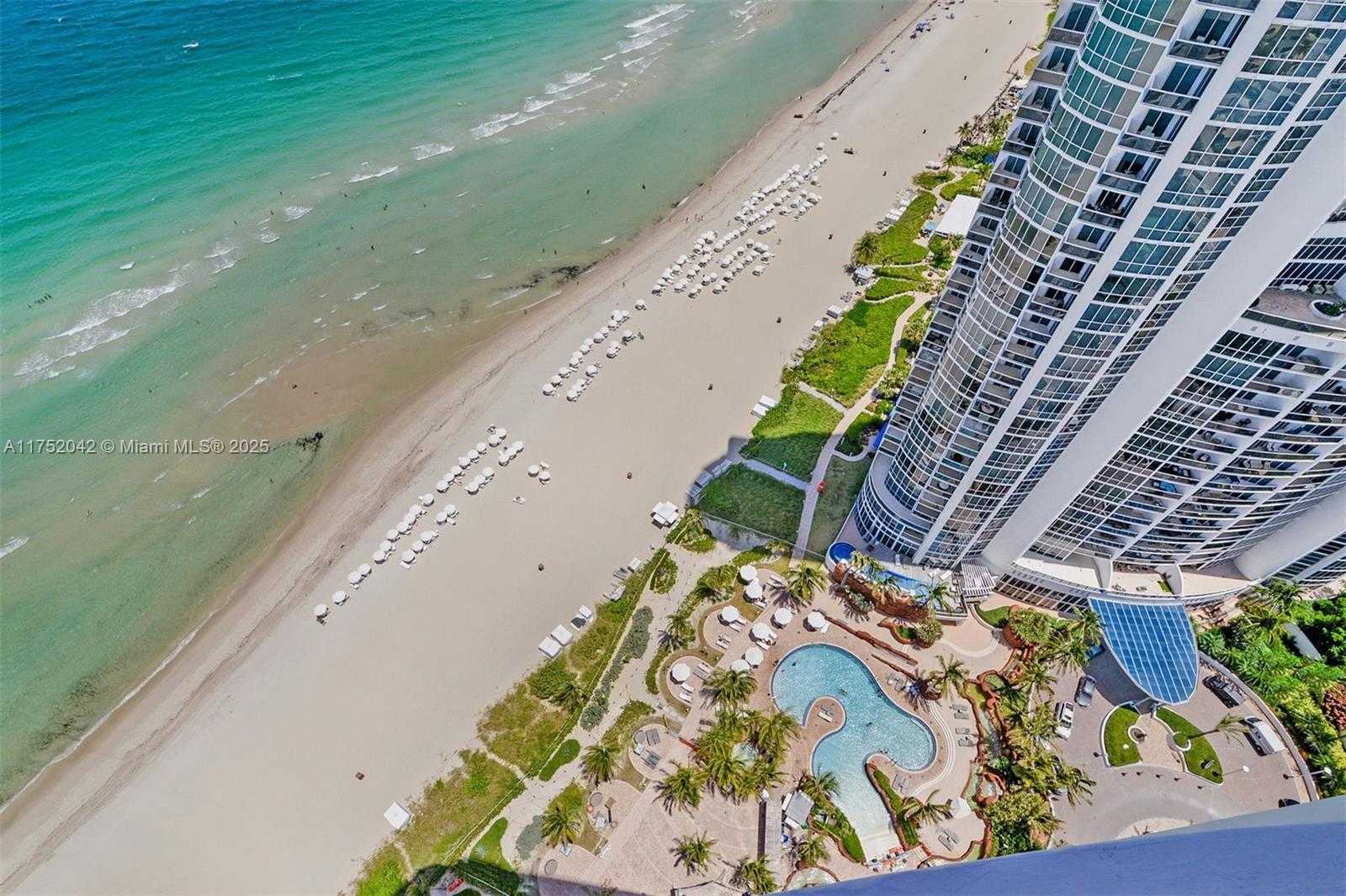 Small Image of 18201 COLLINS AVE #4209A, Sunny Isles Beach Number 5
