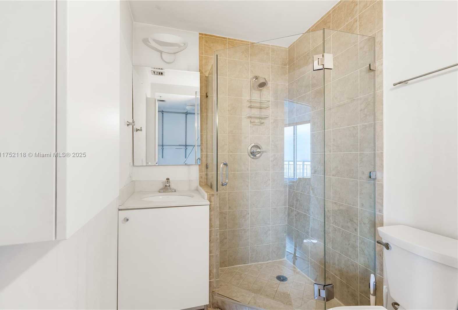 Small Image of 60 SOUTH WEST 13TH ST #4001, Miami Number 19