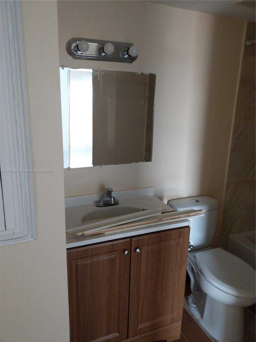 Small Image of 4713 NORTH WEST 7TH ST #308-1, Miami Number 15